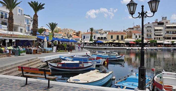 Agios Nikolaos Town