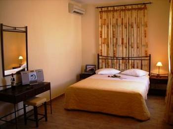 Livanios Rooms and Apartments Accommodation in Milos Island Greece