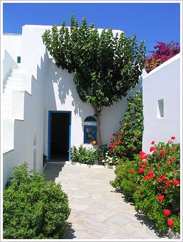 Naxos Island Accommodation Studios Fanis