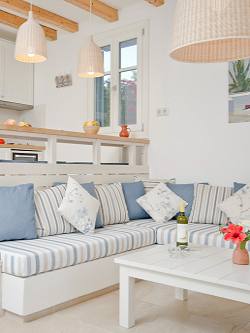Naxos Hotel Kavos suites in Naxos