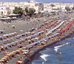 Santorini - Kamari beach